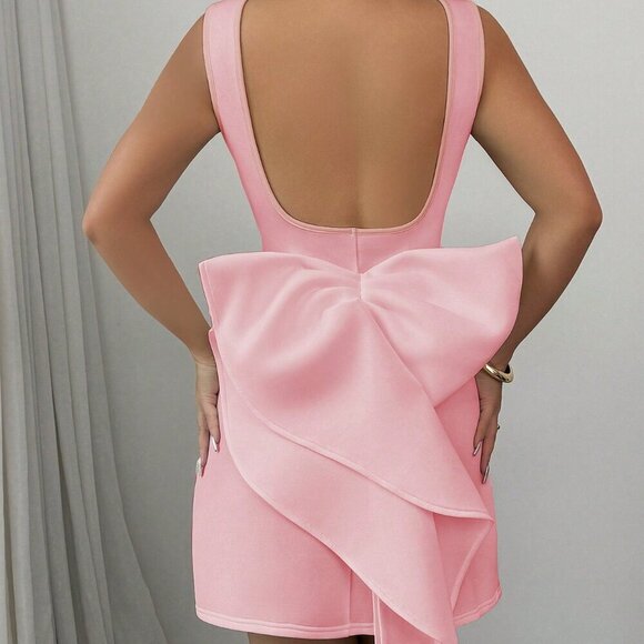 Pink Elegant Women's Sleeveless Dress With Huge Bow Back & Boat Neck, Slip Dress - Picture 4 of 6
